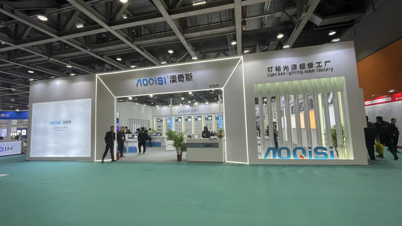 软膜灯箱制作：揭秘工艺参数设置的关键**